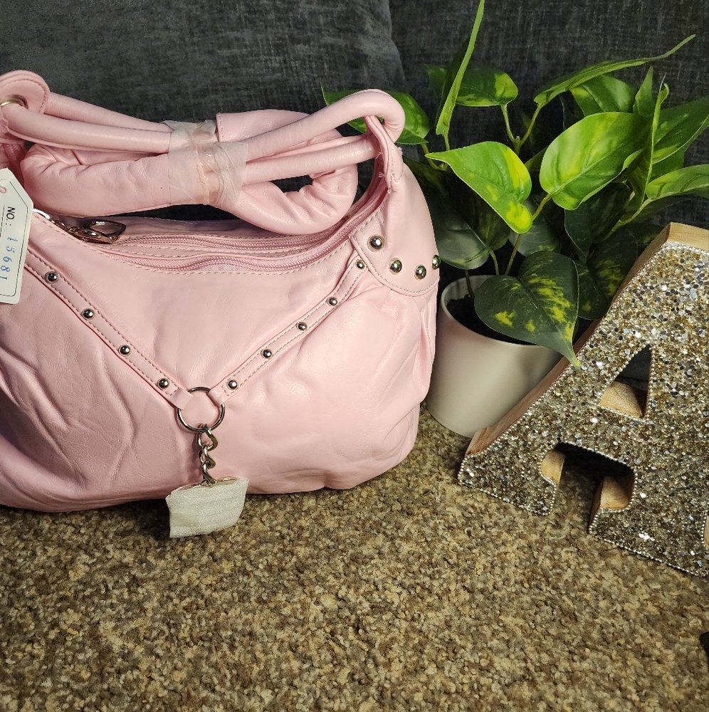 NWT Pink Heart Hardware Shoulder Bag